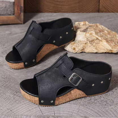 Women’s RetroBay Buckle Peep-Toe Wedge Sandals – Rivet-Detail Platform Beach Shoes (US 5–10.5)