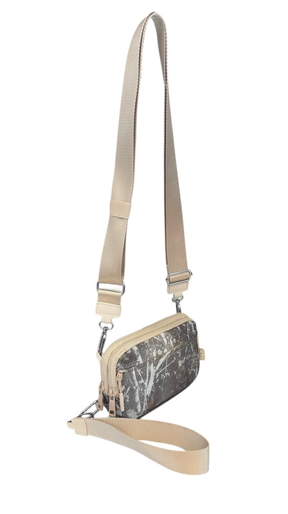 The Iris PLUS Wallet - Phone Wallet with Removable Wristlet