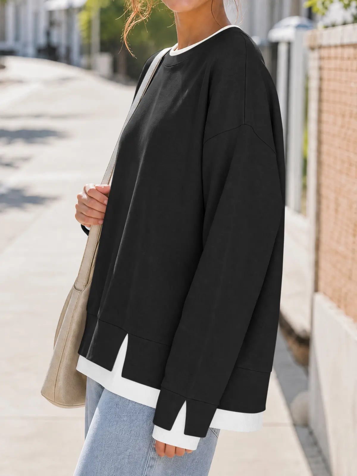 Women's Oversized Layered Sweatshirt with Drop Sleeves